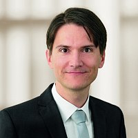 Dr. Michael Heise